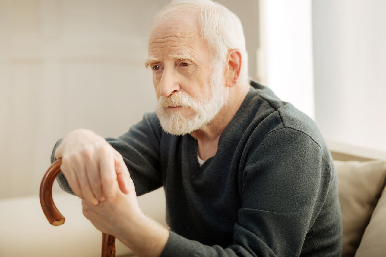 Clínica Popular Goiânia - Conheça os principais sintomas da Doença de Parkinson