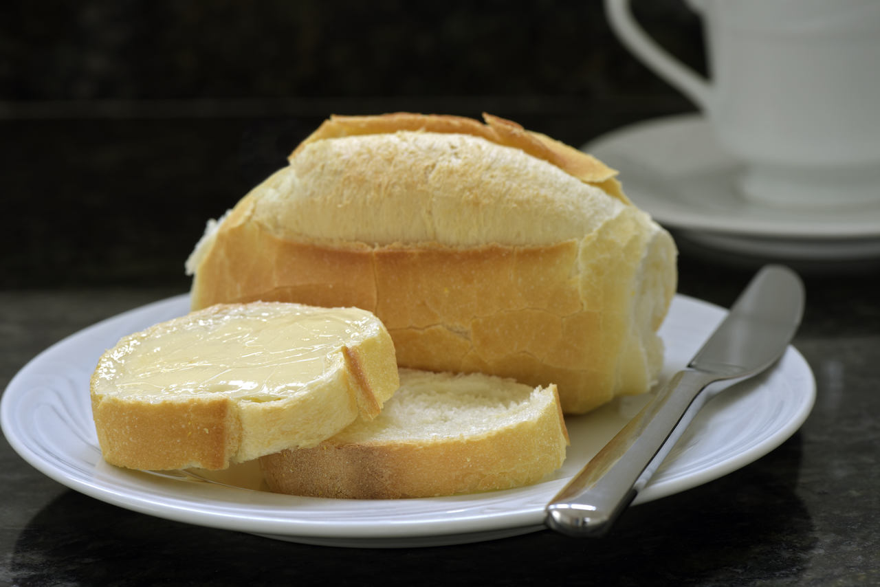 Clínica Goiânia - Posso comer pão francês na dieta?
