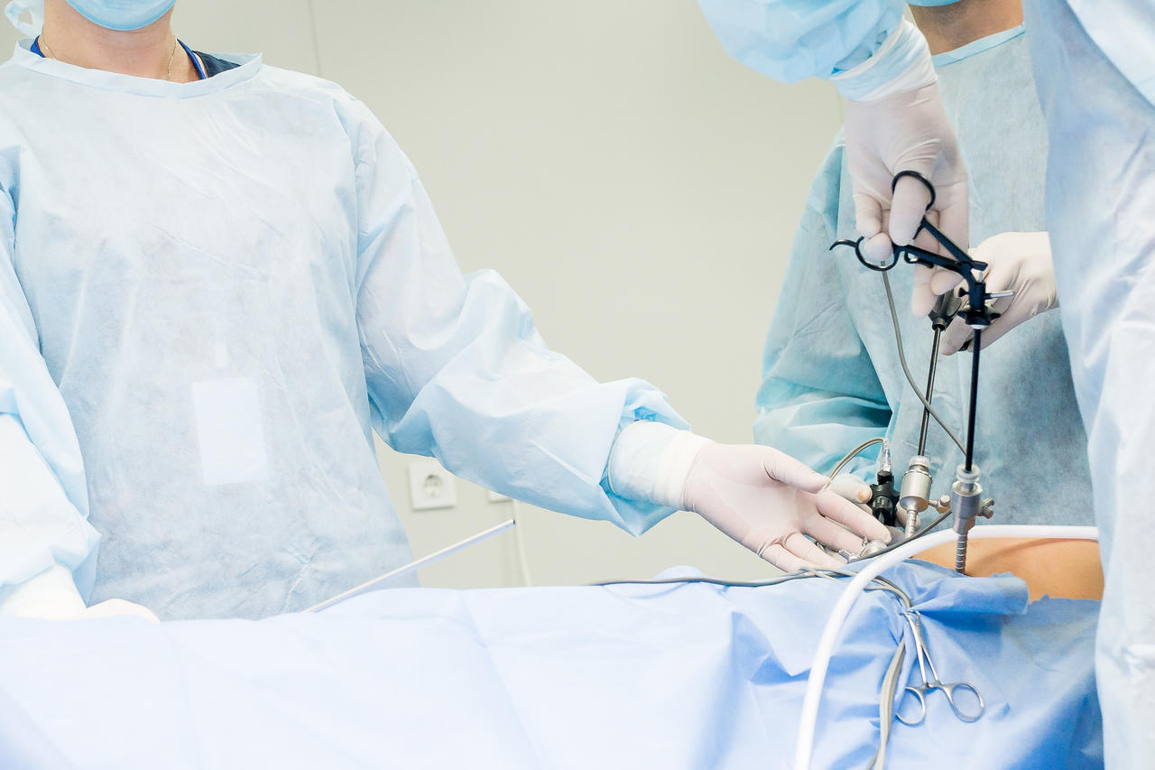 Urologia Aparecida de Goiânia - Quais as diferenças entre prostatectomia aberta e laparoscópica?