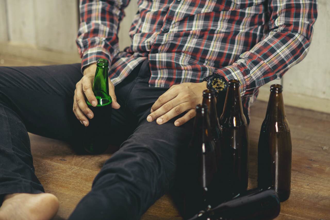 Psiquiatria Goiânia - Conheça os 8 principais sintomas do alcoolismo