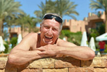Hotelaria para Idosos Goiânia - Benefícios do banho de sol para os idosos