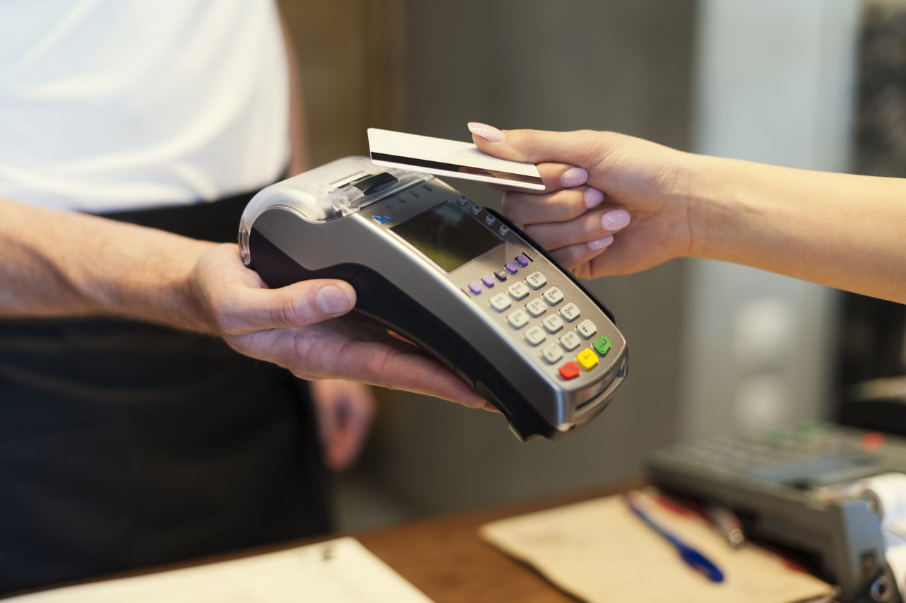 Senacon revoga medida cautelar contra empresas de maquininhas de pagamento após análise detalhada