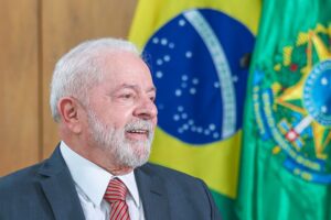 Verbas dos ministérios serão congeladas em R$ 15 bilhões, informa governo