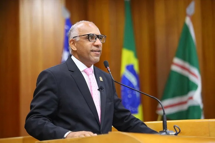 Em Goiânia, Rogério Cruz decide entre sancionar taxa do lixo ou enfrentar articulação de Mabel - Reprodução